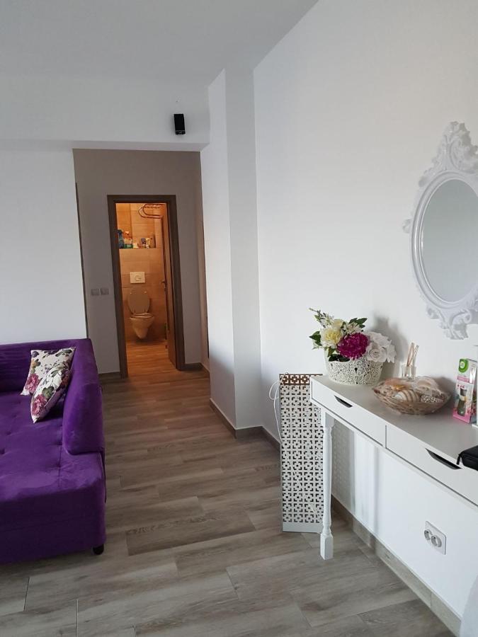 Apartament Andy Mamaia Nord 30 M De Plaja นาโวดาริ ภายนอก รูปภาพ