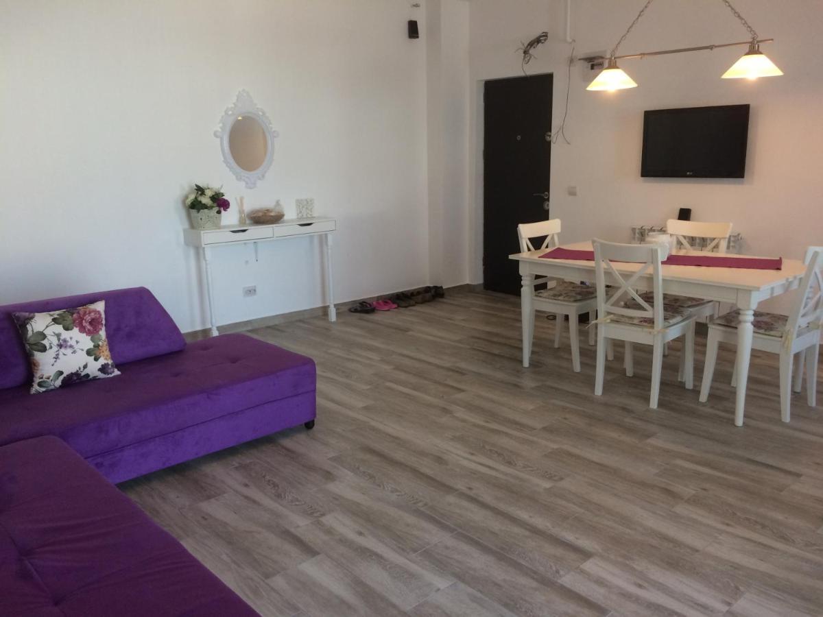 Apartament Andy Mamaia Nord 30 M De Plaja นาโวดาริ ภายนอก รูปภาพ