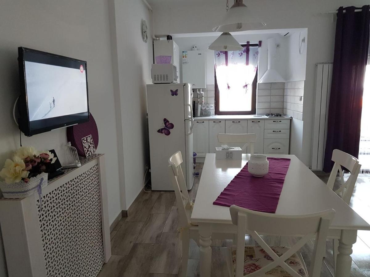 Apartament Andy Mamaia Nord 30 M De Plaja นาโวดาริ ภายนอก รูปภาพ